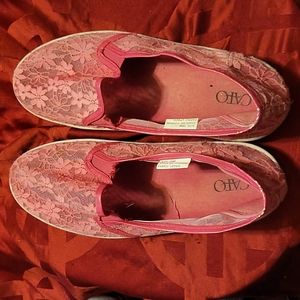 Wear These Pretty Pink Lace Tennis Shoes 💕